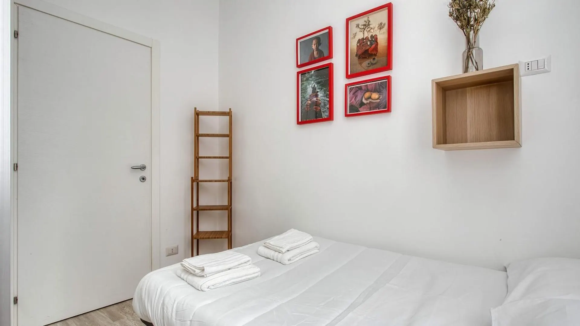 Ideal Rent - Dino Campana 8 Milan